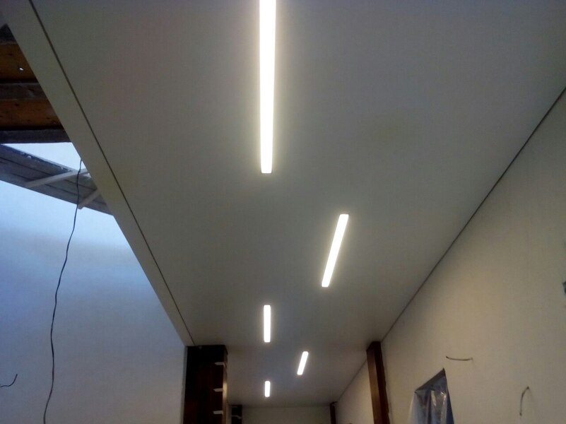 Натяжные потолки