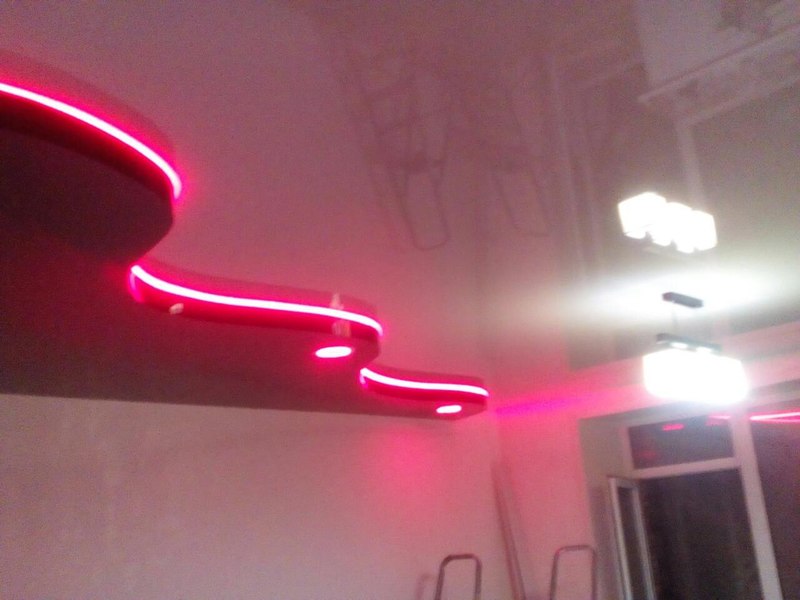 Натяжные потолки